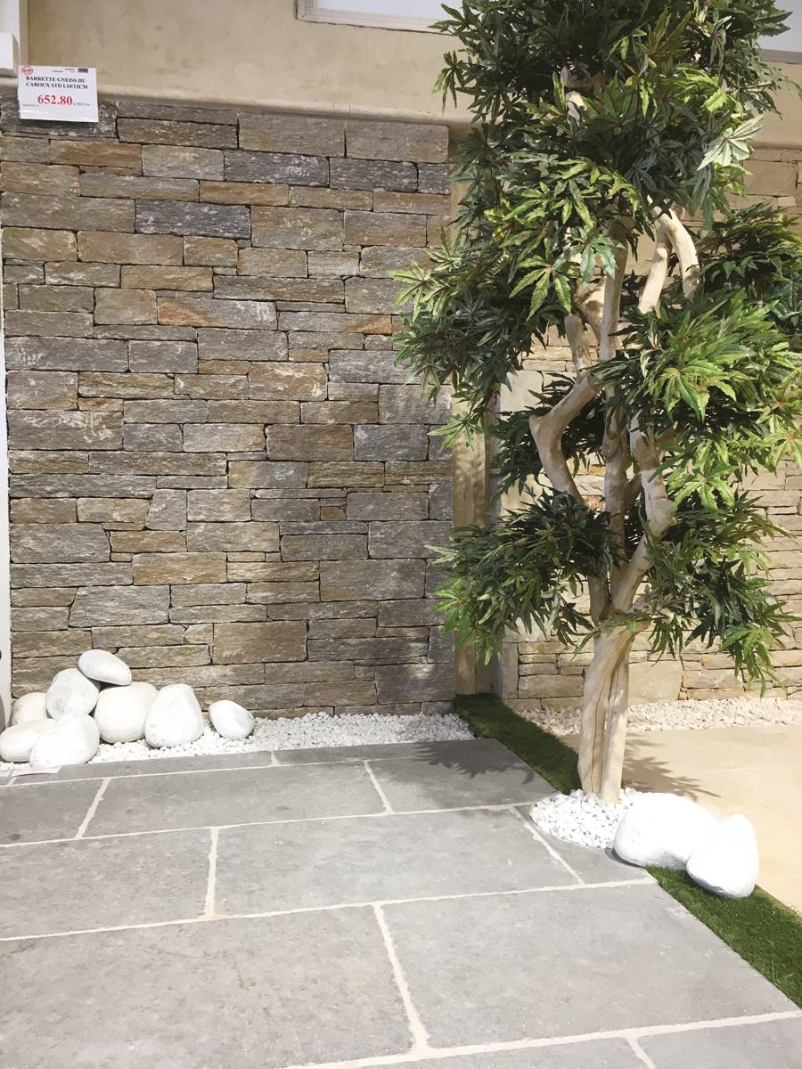 Où trouver un magasin de carrelage de pierre naturelle à Sanary sur Mer Var 83